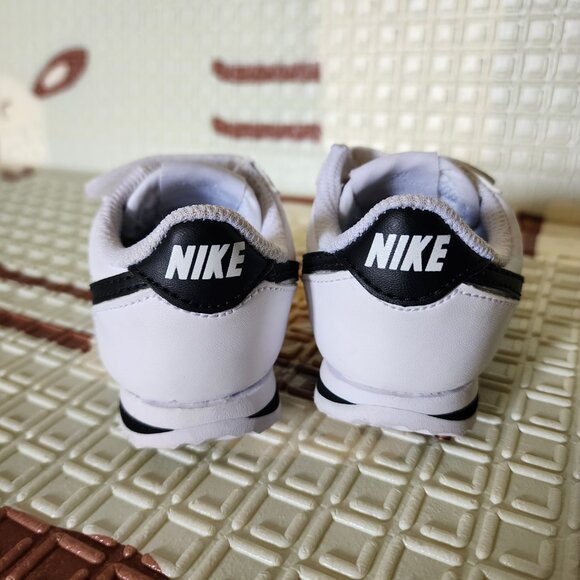 Nike Cortez Baby Sneakers - Size 4C - Picture 4 of 7